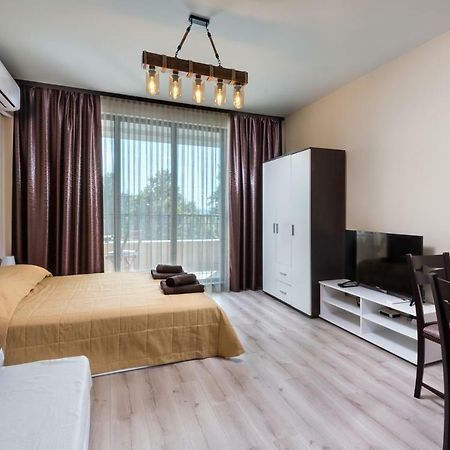 Ferienwohnung Studio Zia 3- Great place in Lazur Burgas City Exterior foto