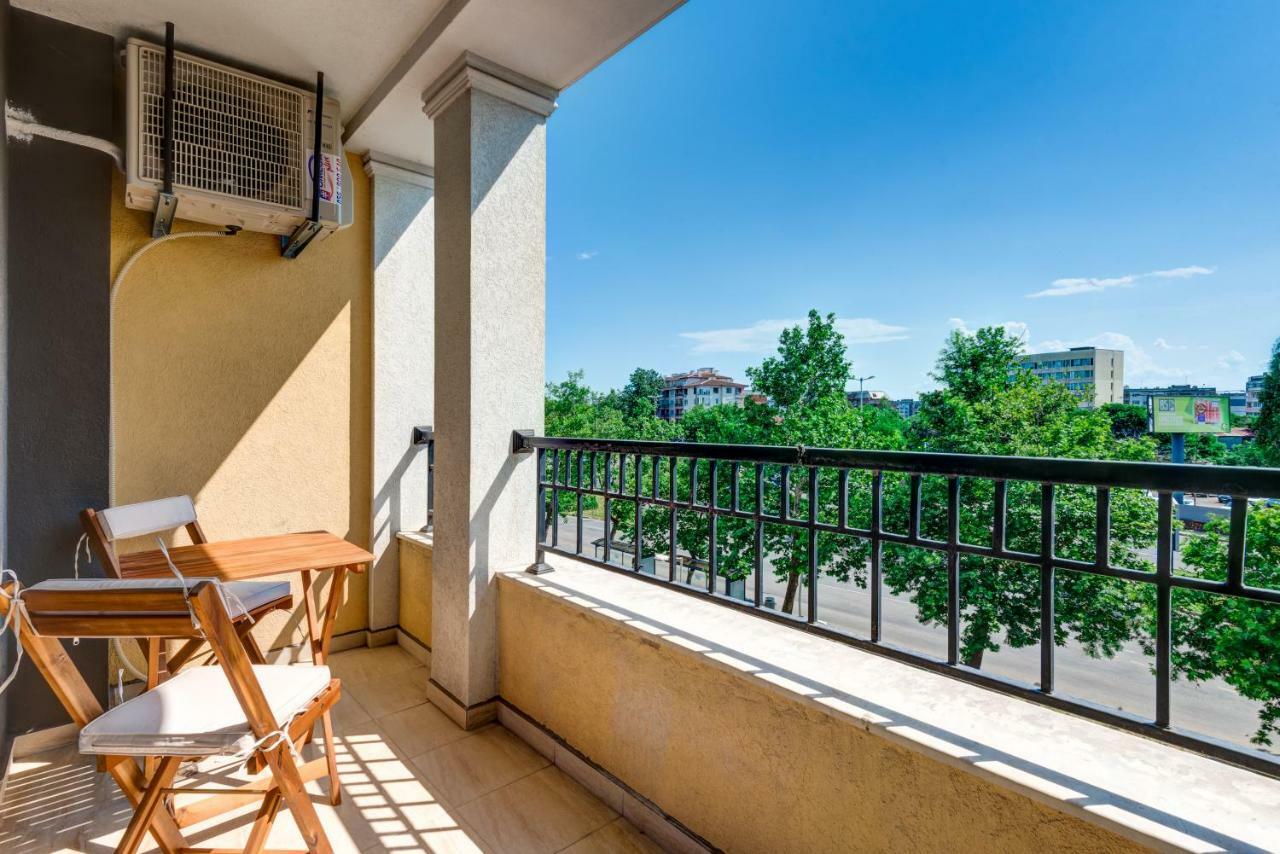 Ferienwohnung Studio Zia 3- Great place in Lazur Burgas City Exterior foto