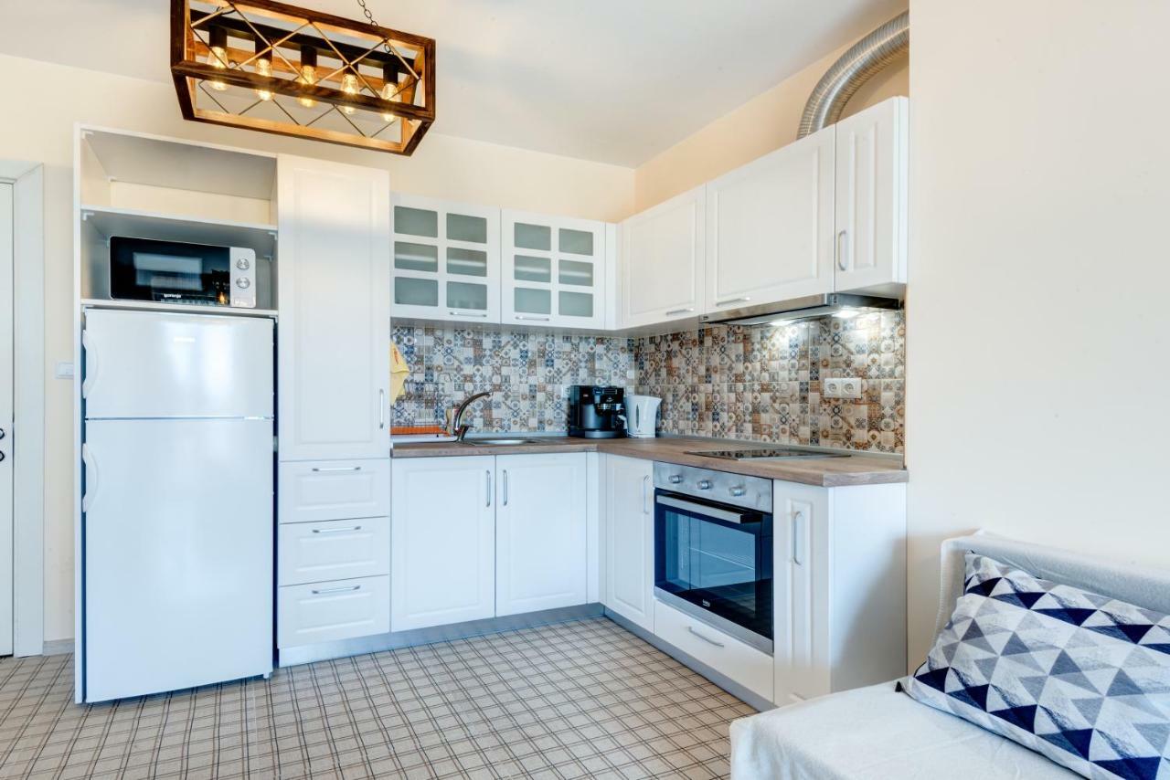 Ferienwohnung Studio Zia 3- Great place in Lazur Burgas City Exterior foto